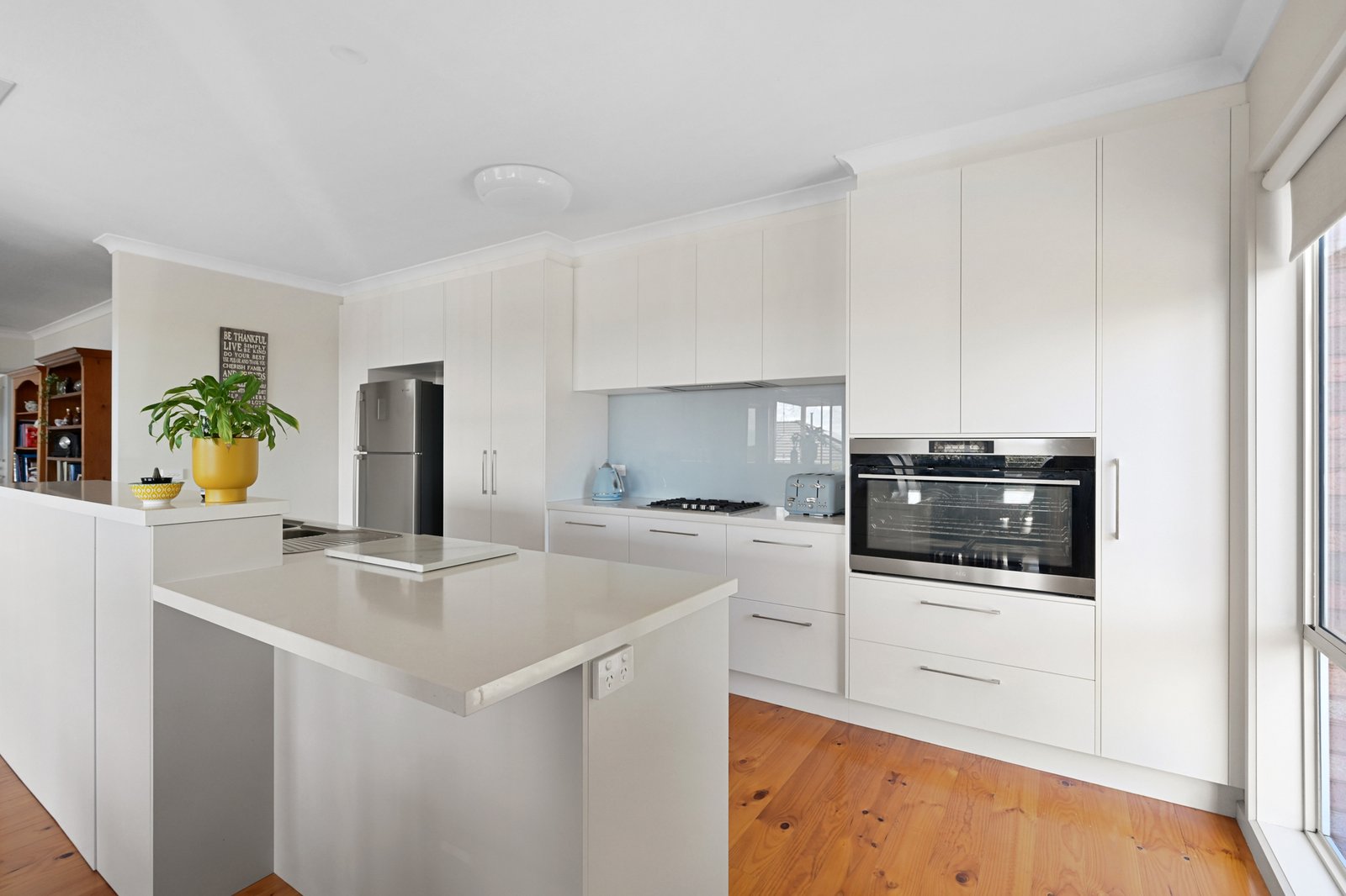 Gallery: 6 Bonnie Brae Court