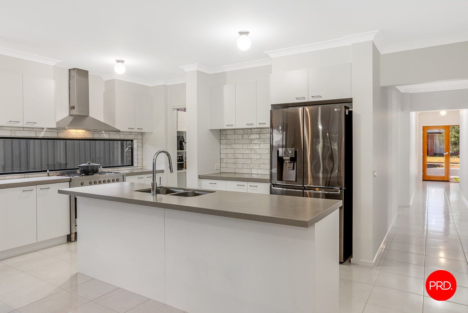 6 Bonnington Street JACKASS FLAT 4