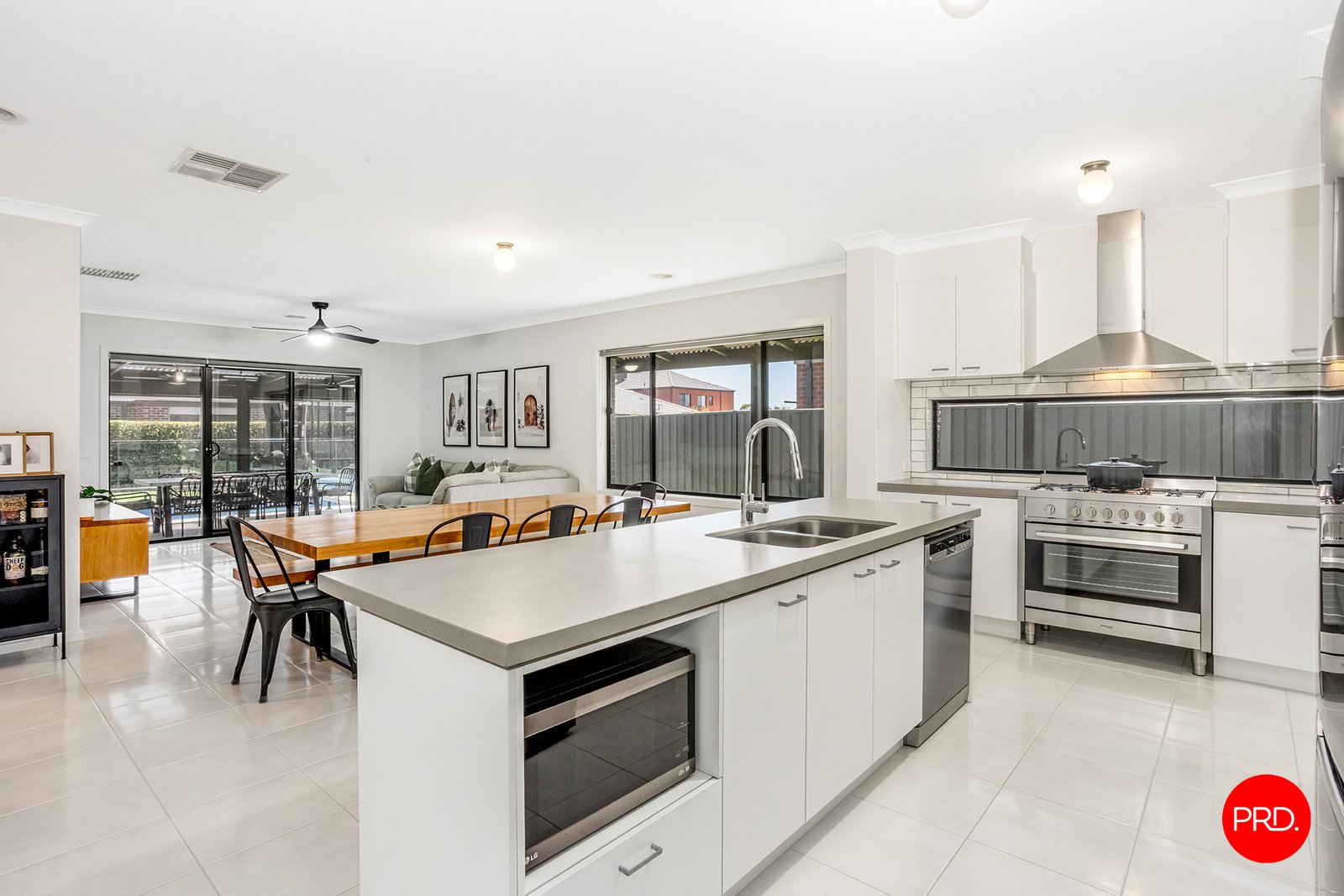 6 Bonnington Street JACKASS FLAT 5