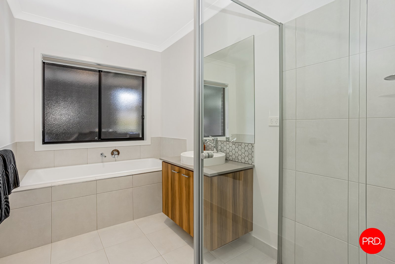 6 Bonnington Street JACKASS FLAT 7