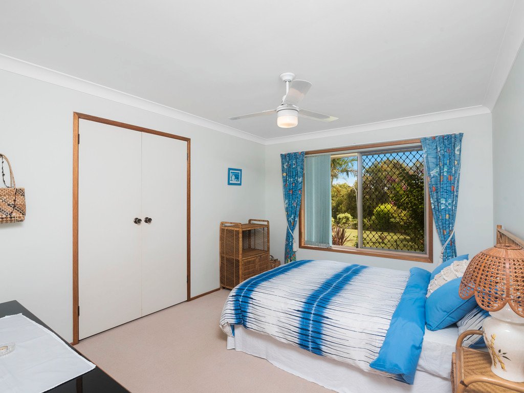 6 Bonny Glen Place BANORA POINT 6
