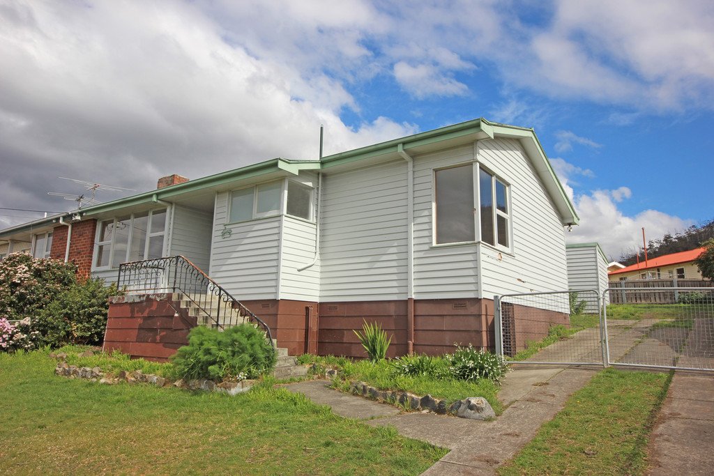 6 Boondar Street CHIGWELL 10