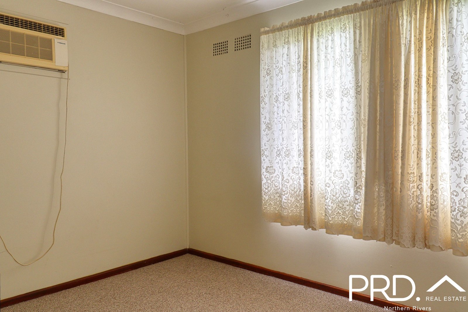 6 Boronia Crescent CASINO 7