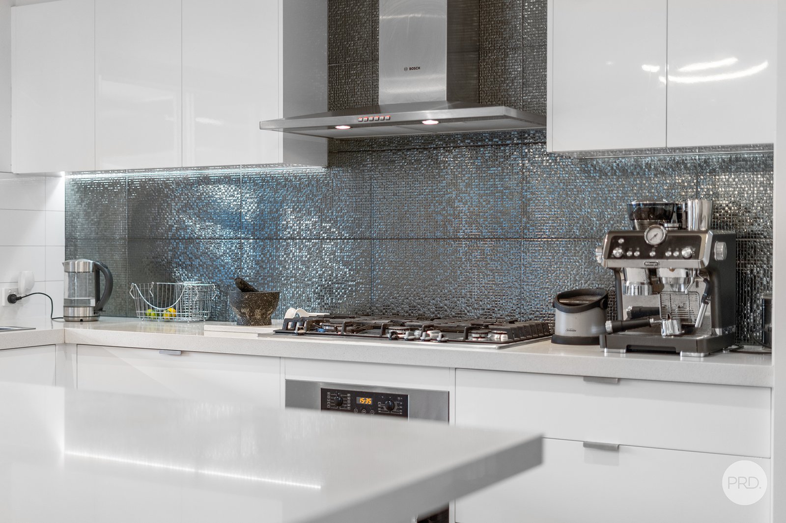 6 Boronia Crescent STRATHDALE 9