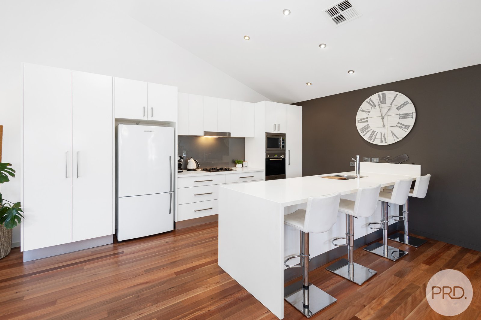 6 Bounty Place NELSON BAY 7