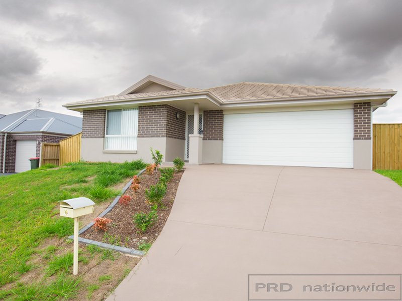 6 Bowerbird Close ABERGLASSLYN 1