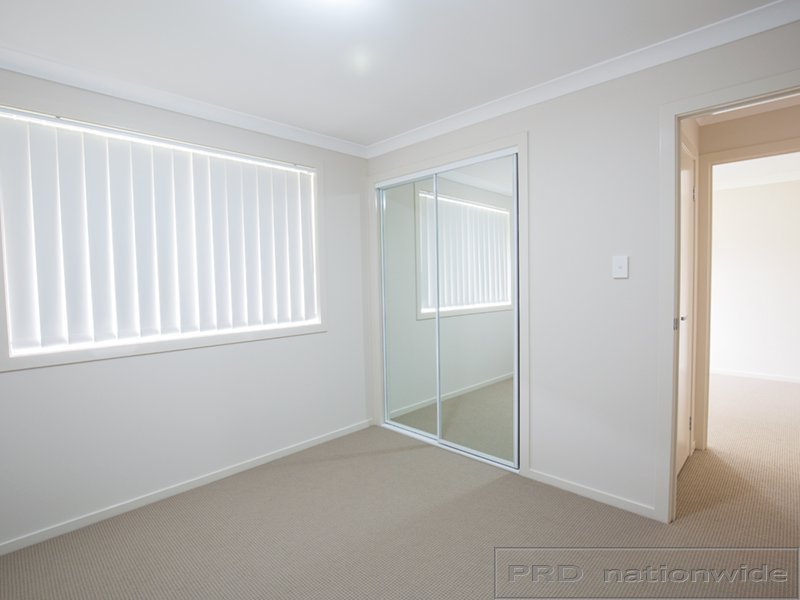 6 Bowerbird Close ABERGLASSLYN 9