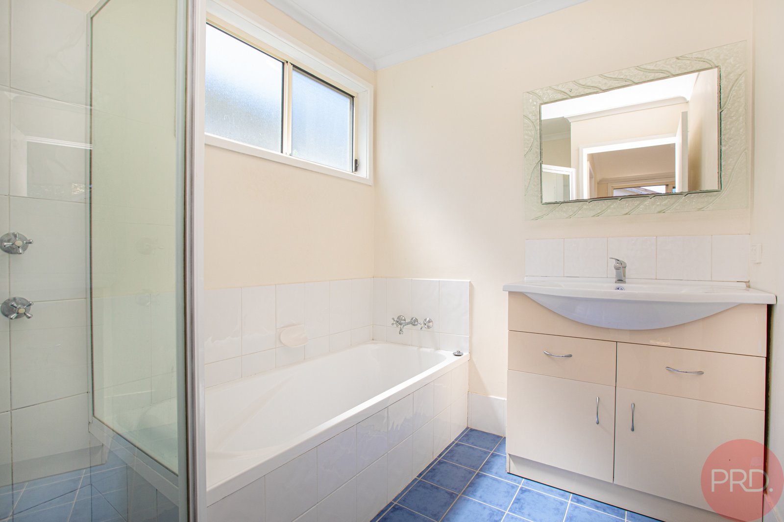 6 Bowser Street HAMILTON NORTH 11