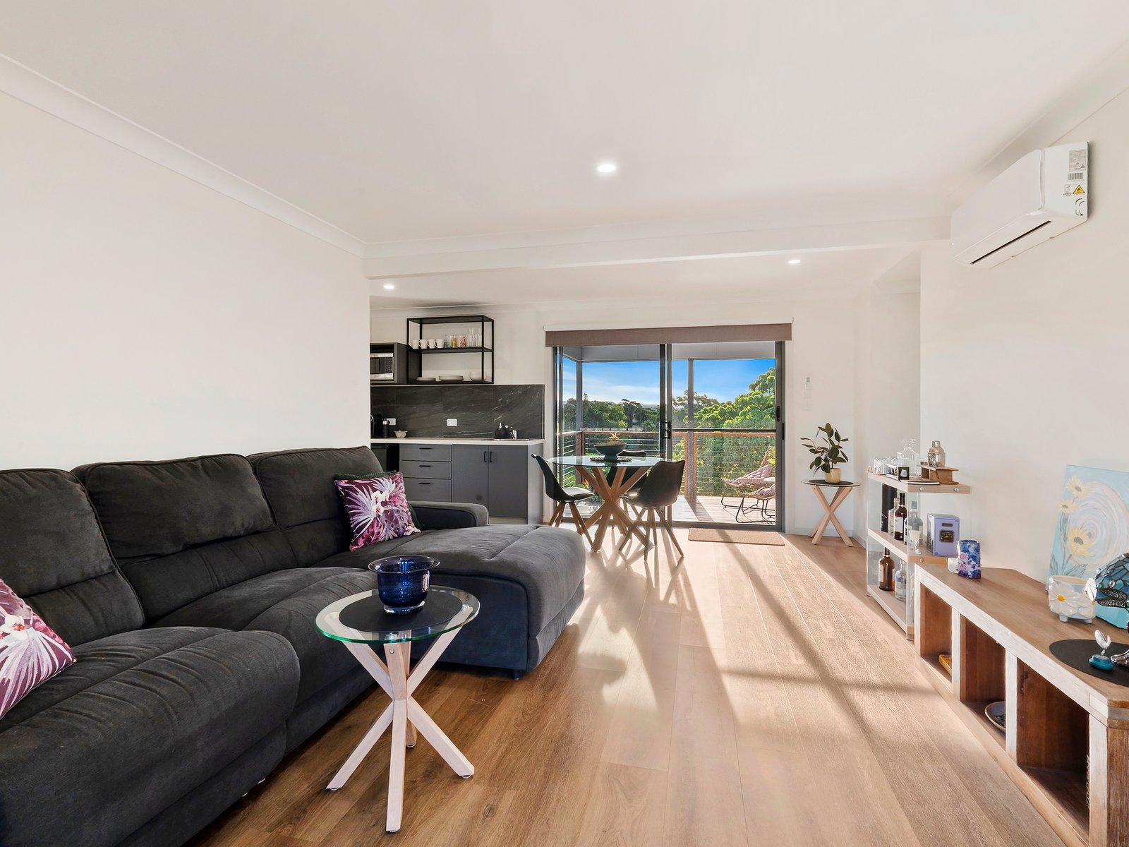6 Boyle Avenue BANORA POINT 22