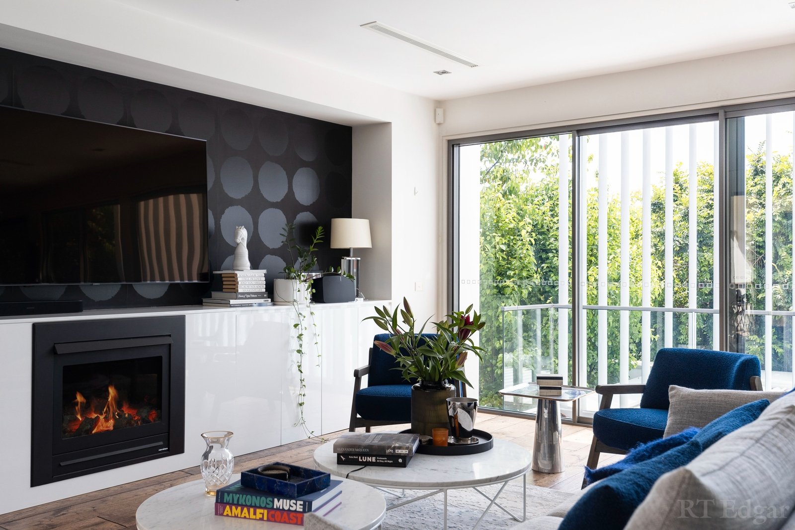 Real Estate and Property in 6 Brazier Grove, Kew, VIC