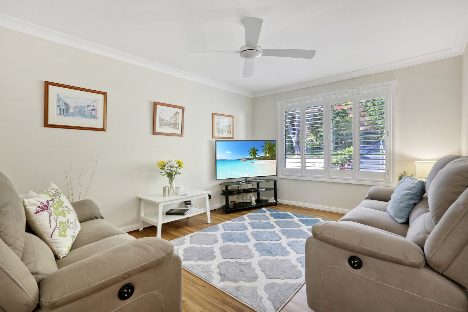 6 Bright Parade DAPTO 4