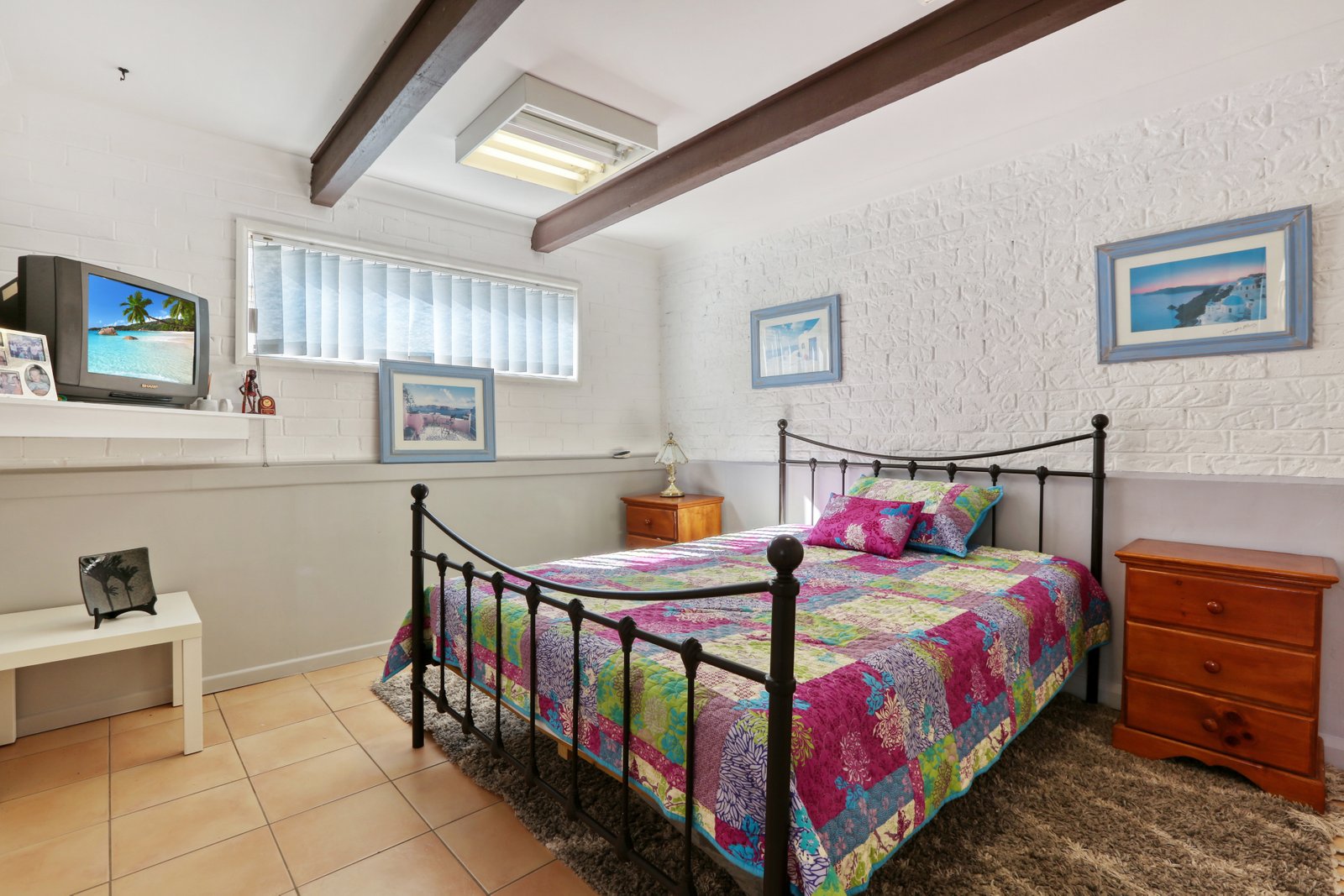 6 Bright Parade DAPTO 9