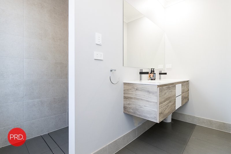 6 Brimble Close BUNGENDORE 8