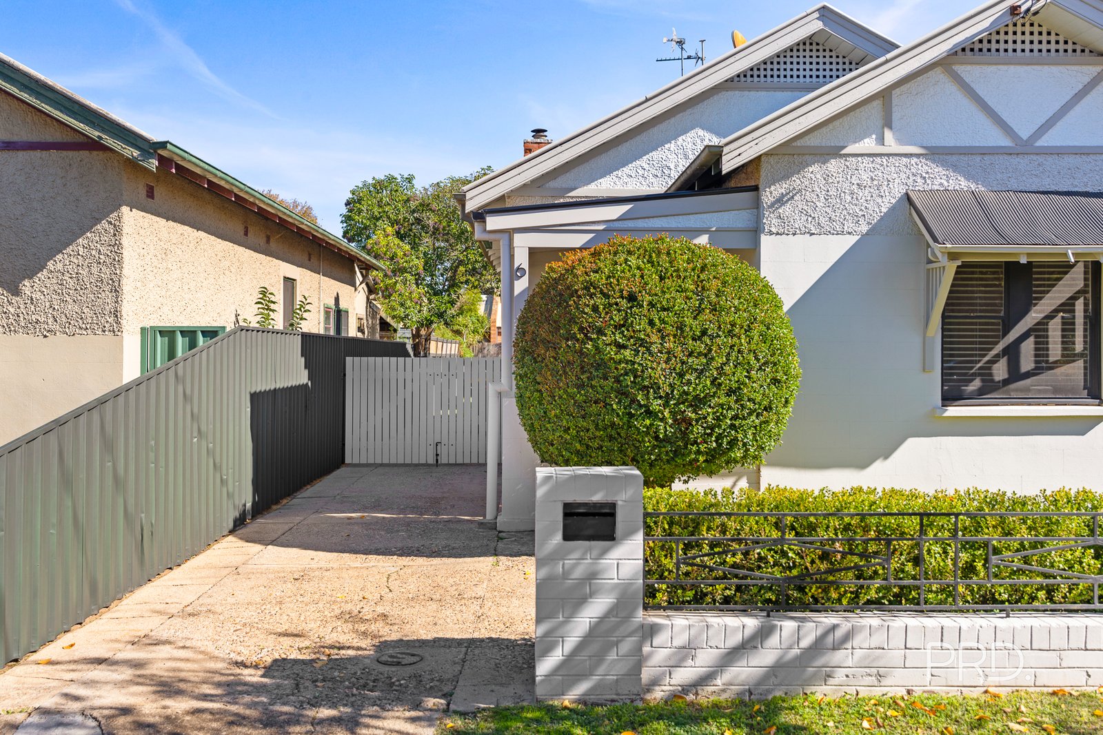 6 Broad Street WAGGA WAGGA 2