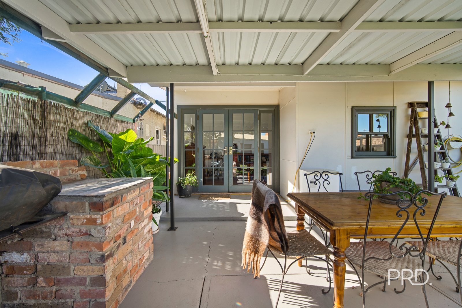 6 Broad Street WAGGA WAGGA 22