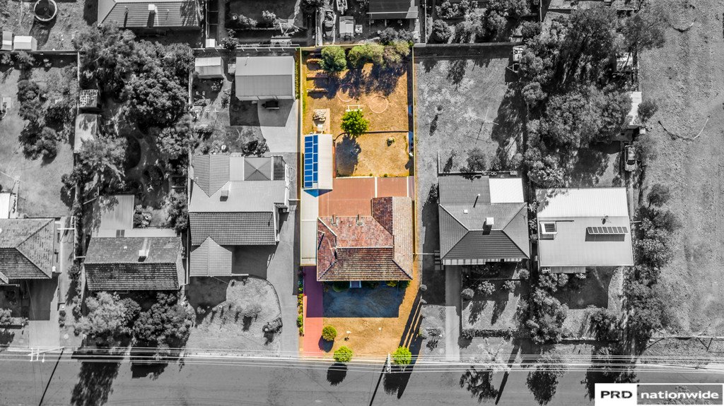 6 Brolga Way TAMWORTH 21
