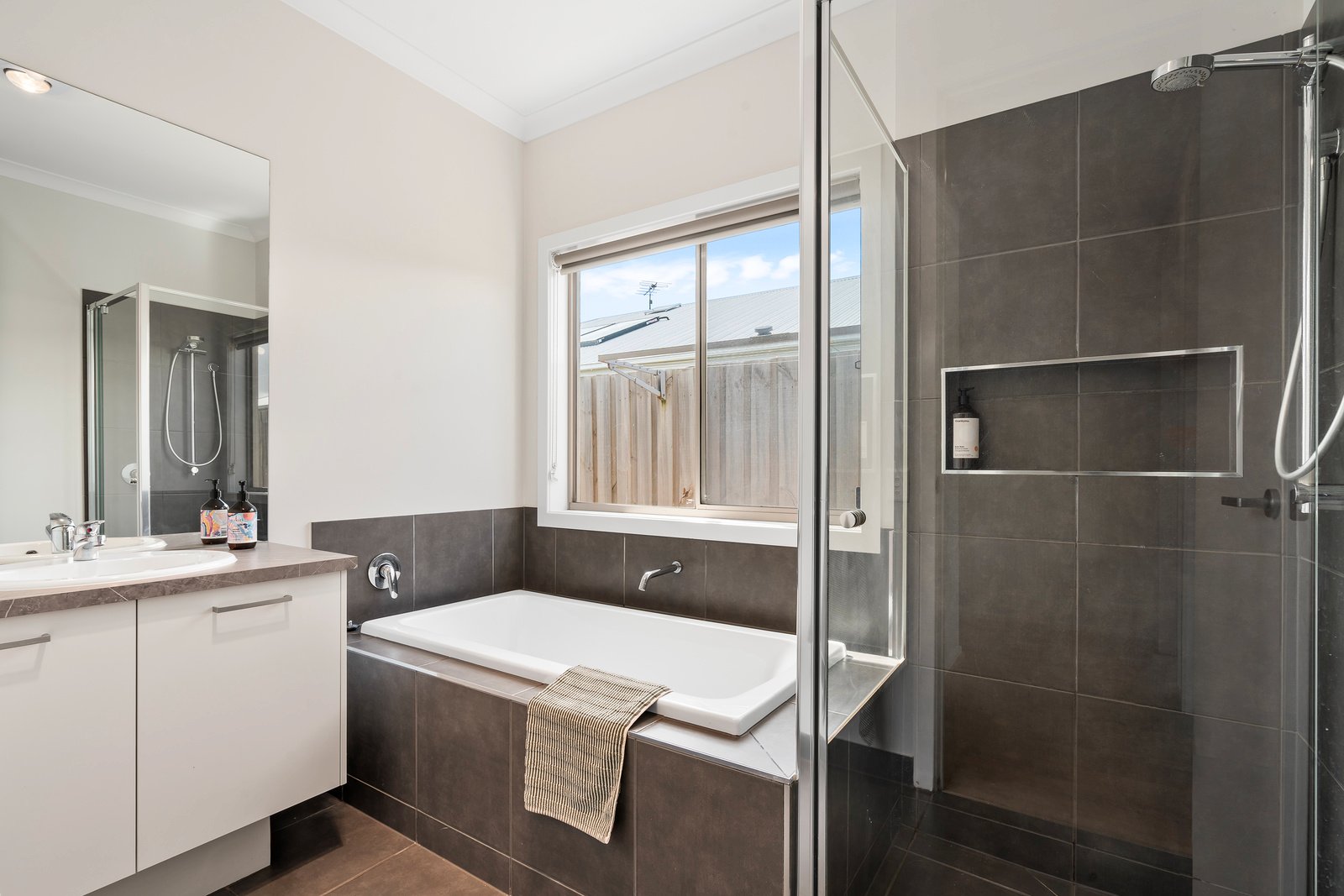 Real Estate and Property in 6 Bronzewing Drive, Ocean Grove, VIC