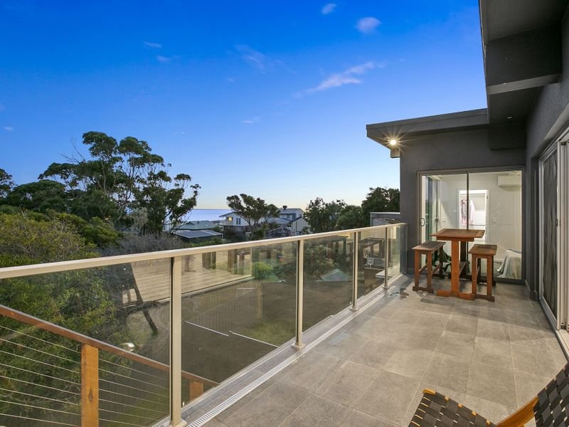 6 Bruce Road, Safety Beach, VIC