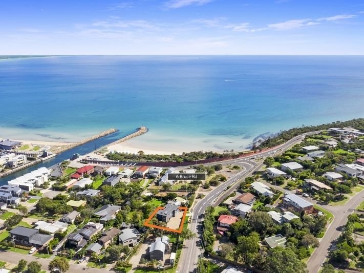 6 Bruce Road, Safety Beach, VIC