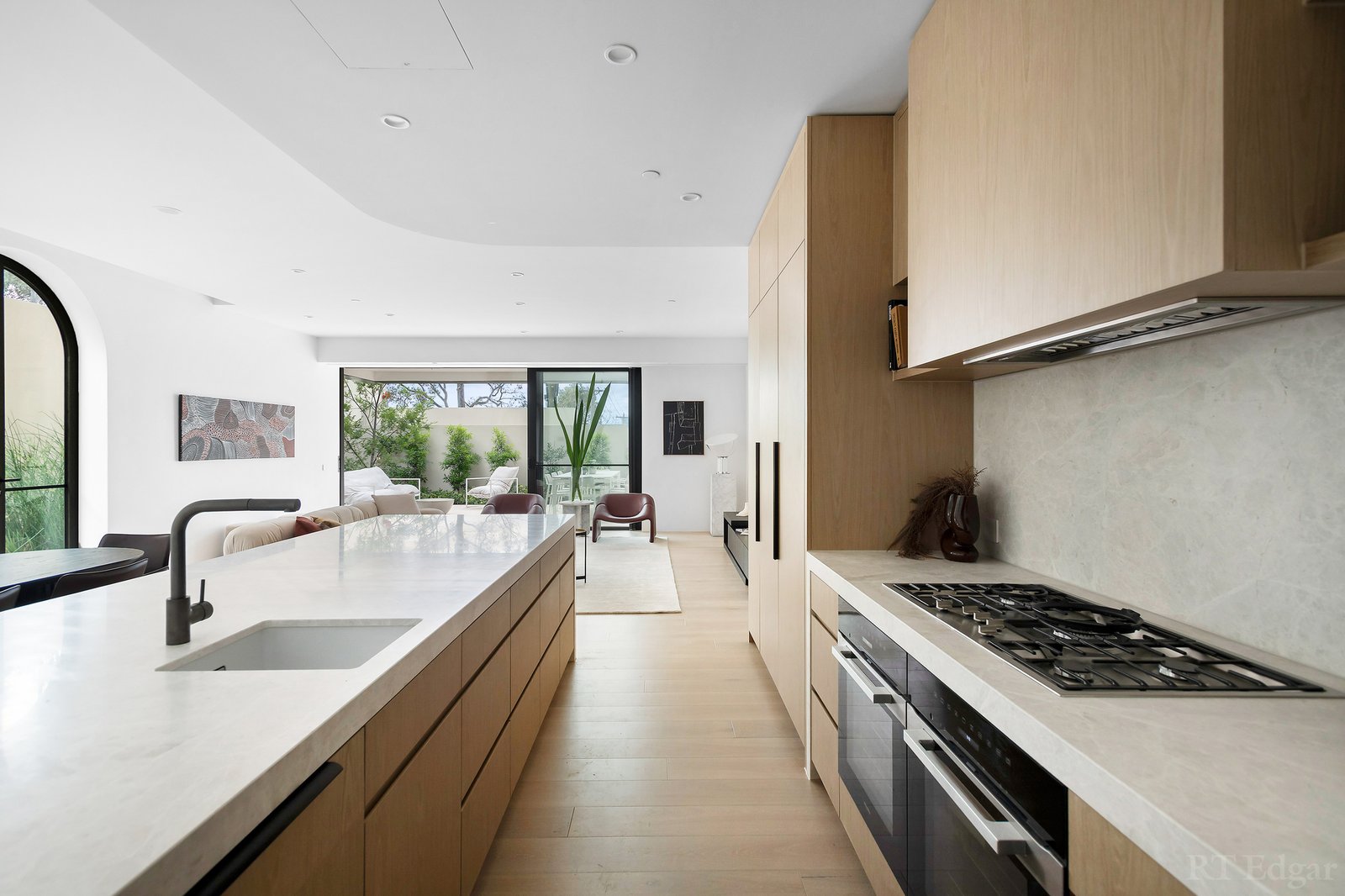 Real Estate and Property in 6 Bruce Street, Toorak, VIC