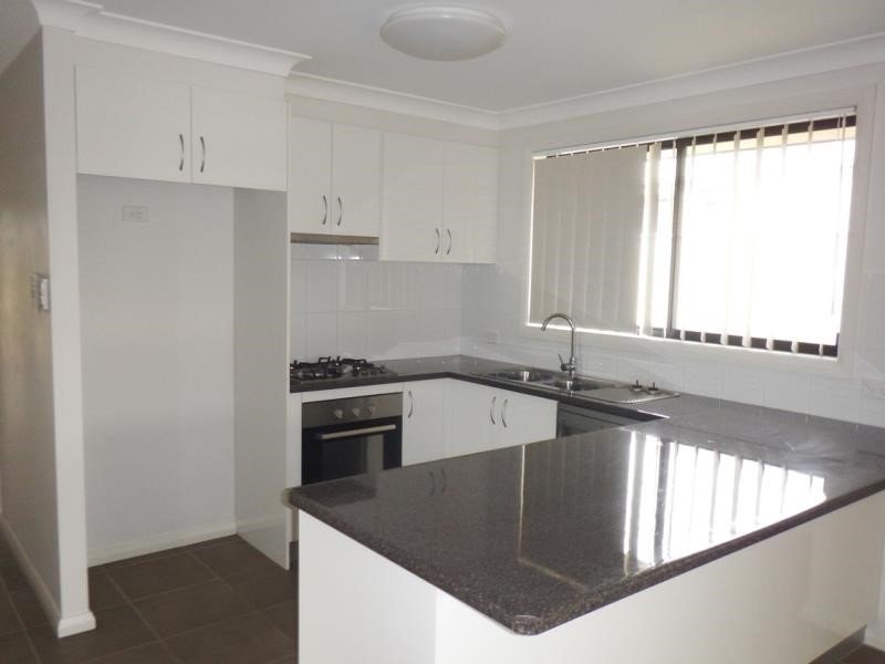 6 Brushbox Grove TAMWORTH 3