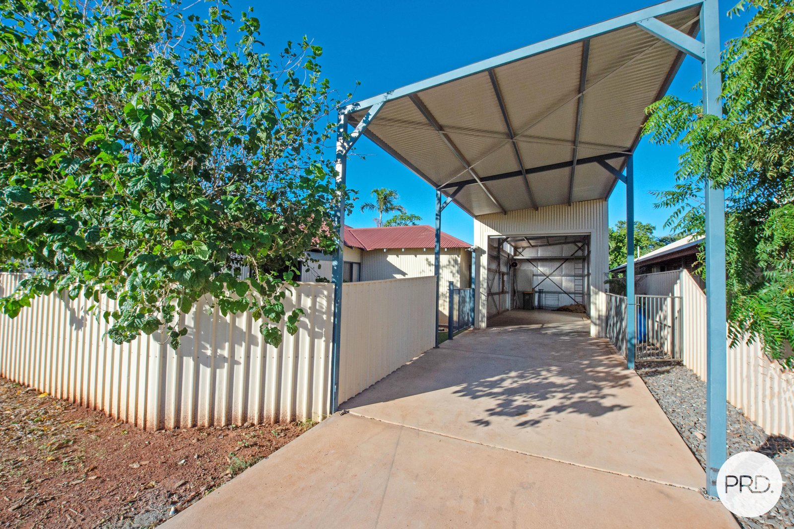 6 Buchanan Circuit BAYNTON 5