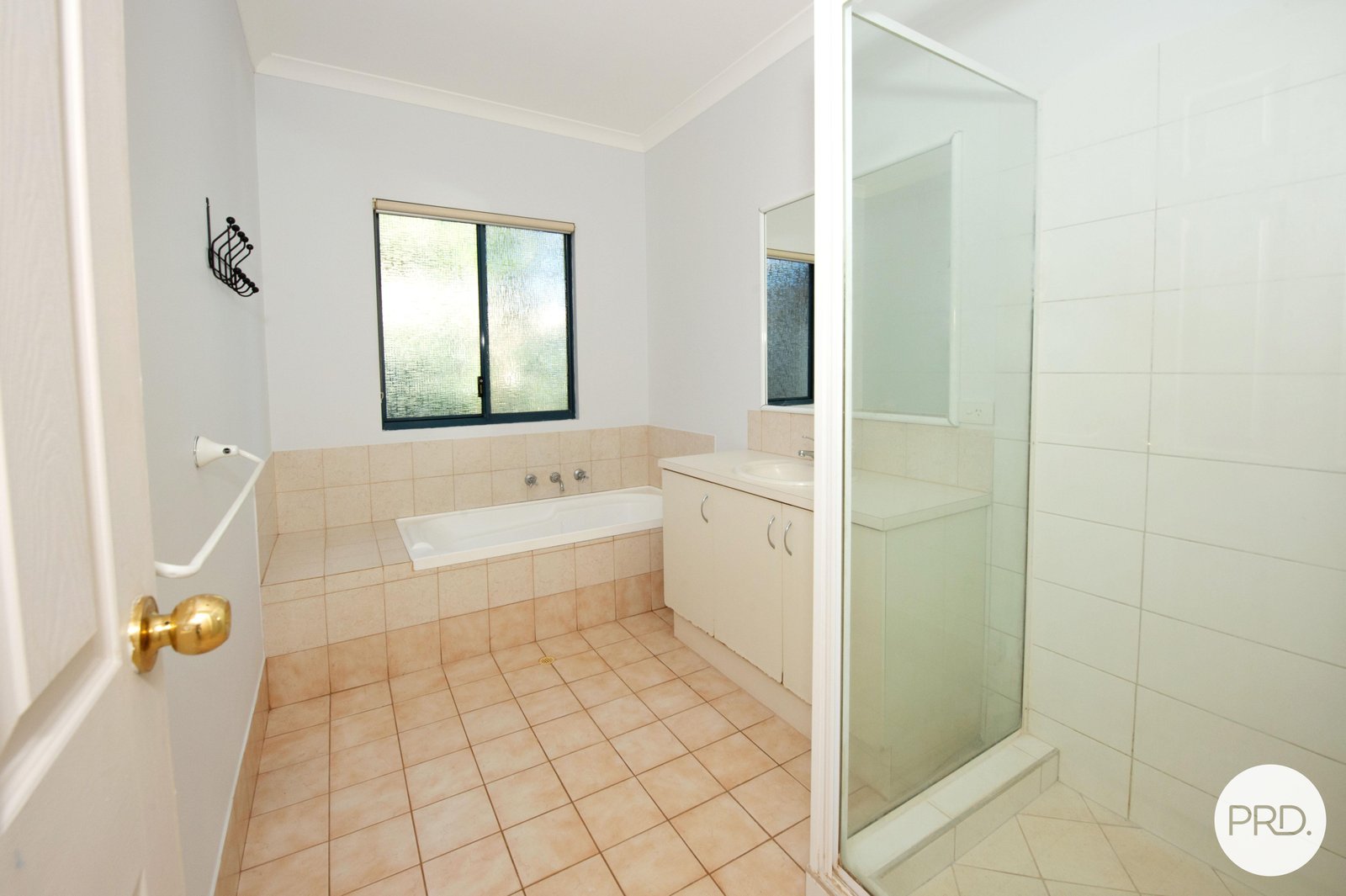 6 Buchanan Circuit BAYNTON 7