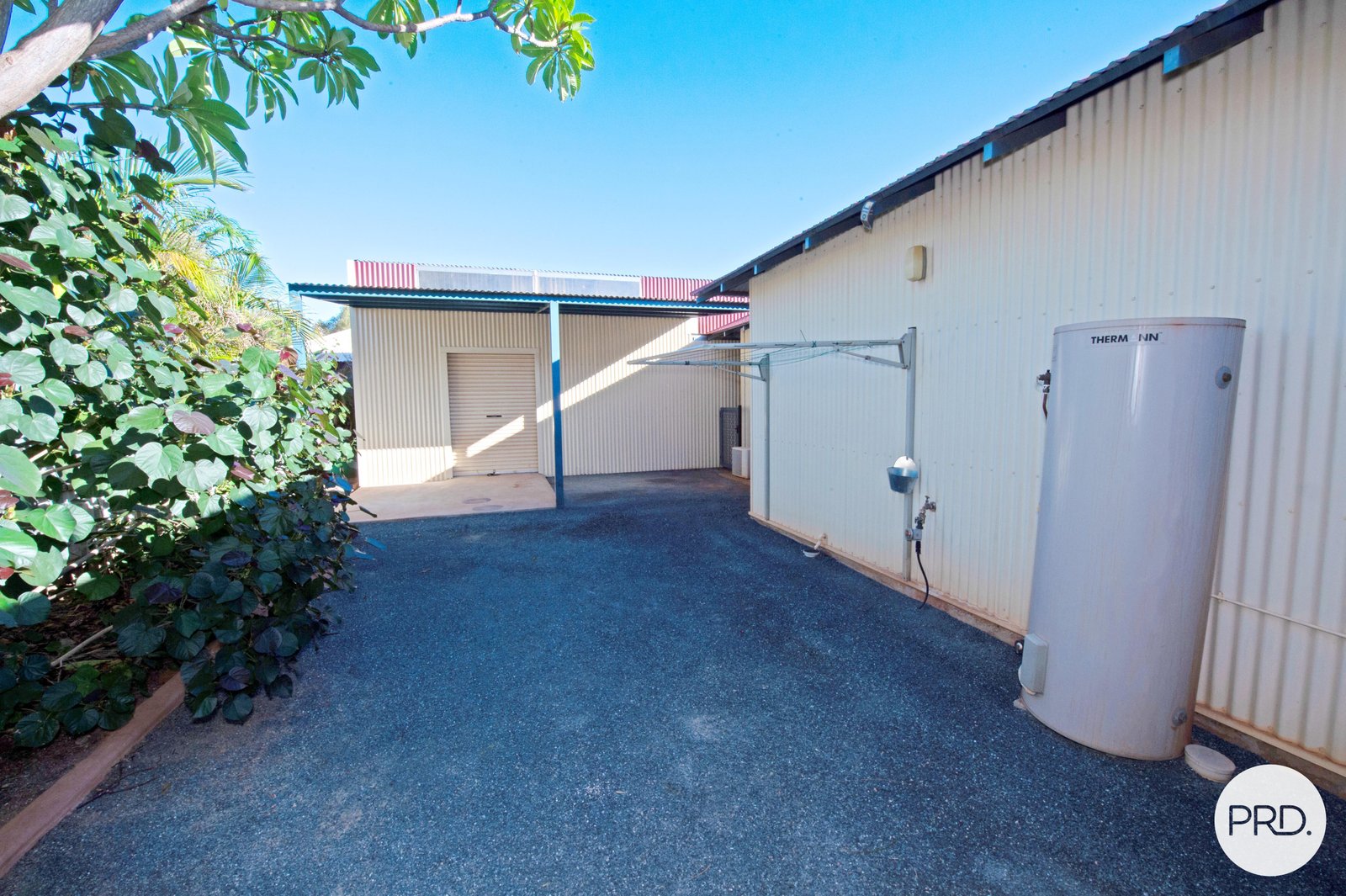 6 Buchanan Circuit BAYNTON 11