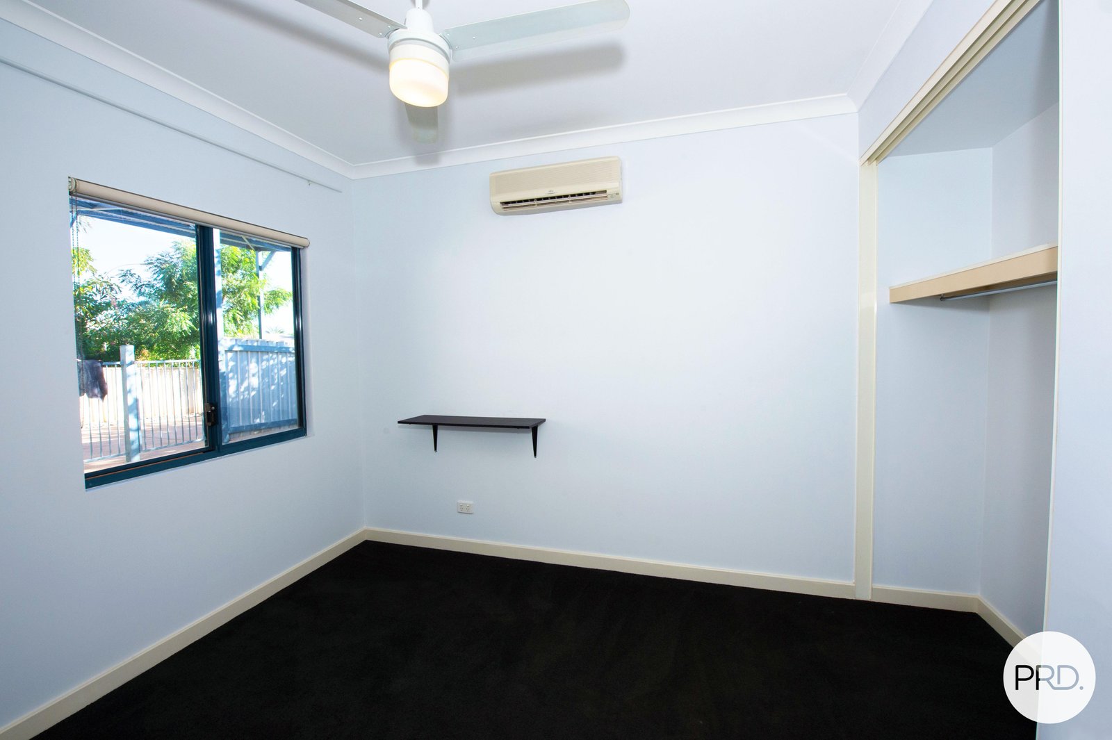 6 Buchanan Circuit BAYNTON 23