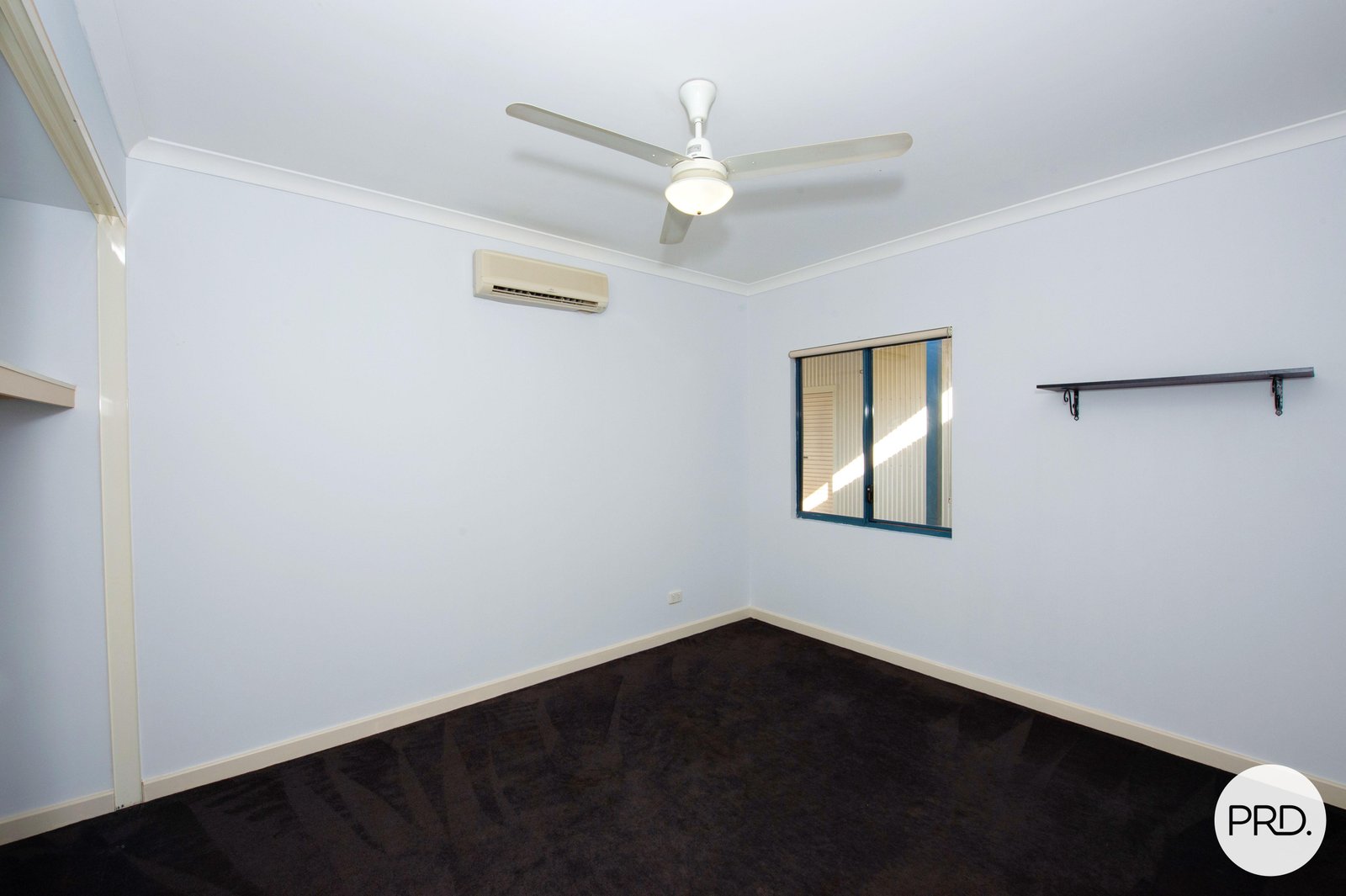 6 Buchanan Circuit BAYNTON 24