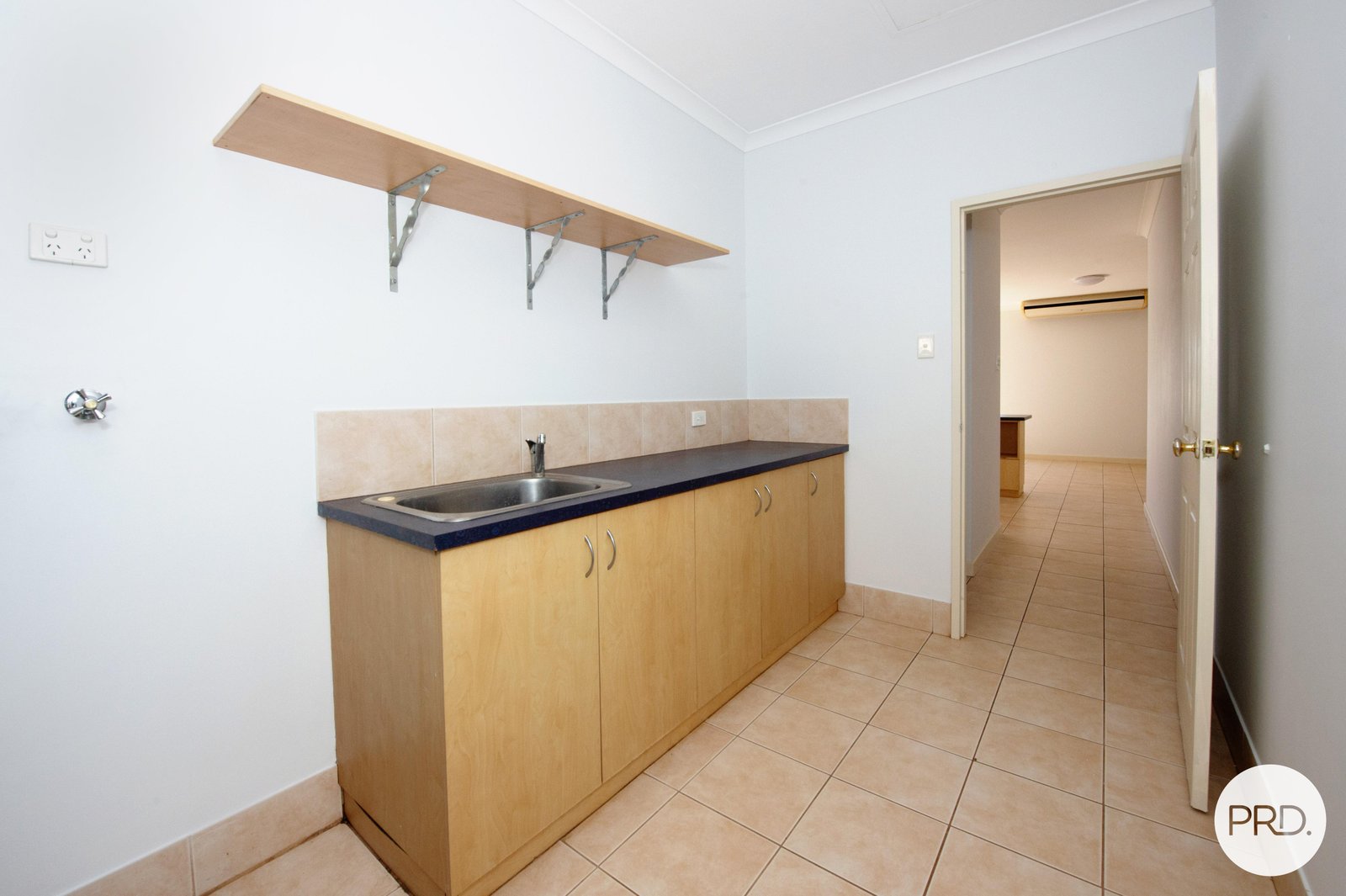 6 Buchanan Circuit BAYNTON 25