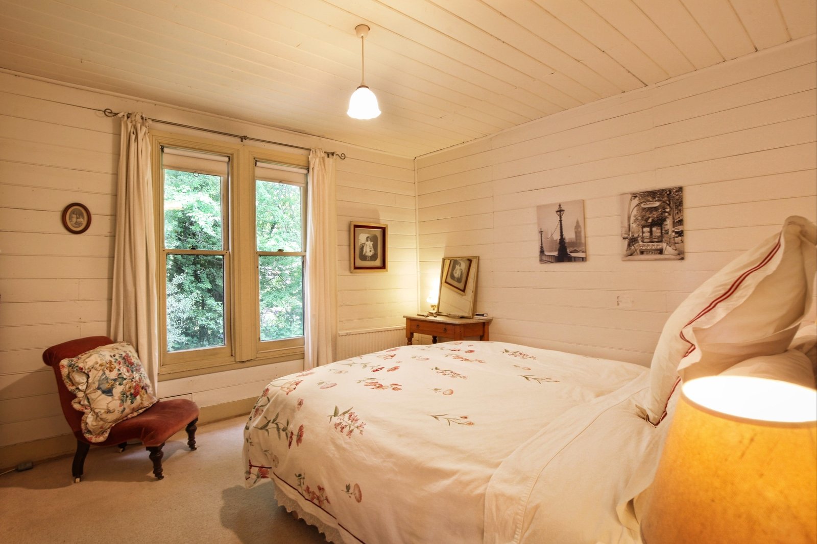 Real Estate and Property in 6 Buckland Street, Woodend, VIC