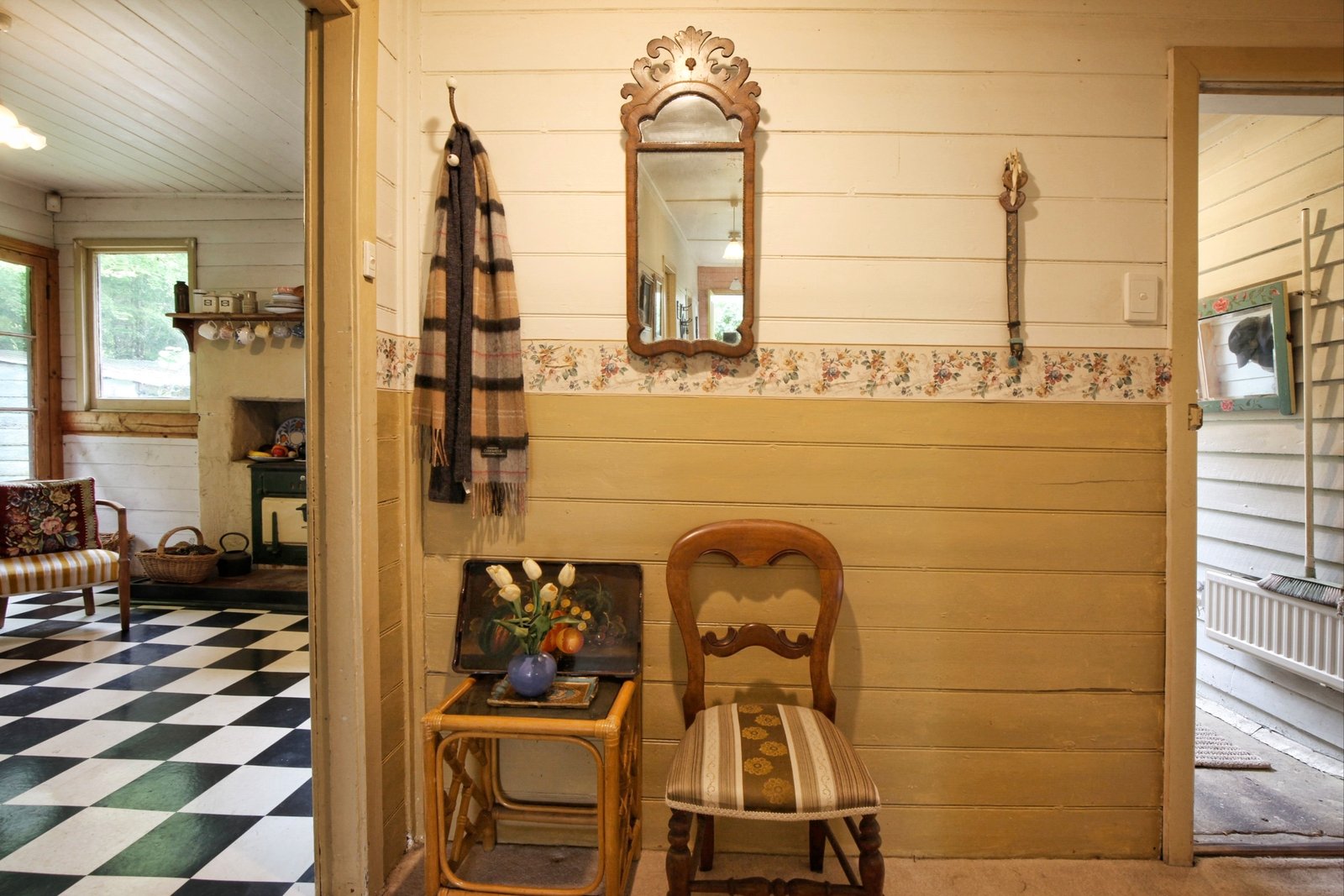 Real Estate and Property in 6 Buckland Street, Woodend, VIC