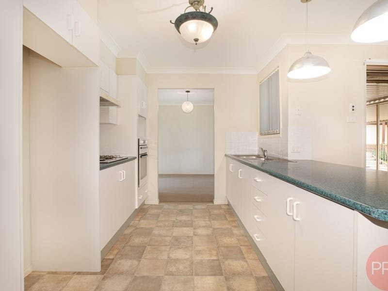 6 Budgeree Drive ABERGLASSLYN 6