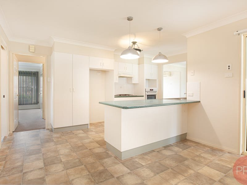 6 Budgeree Drive ABERGLASSLYN 8