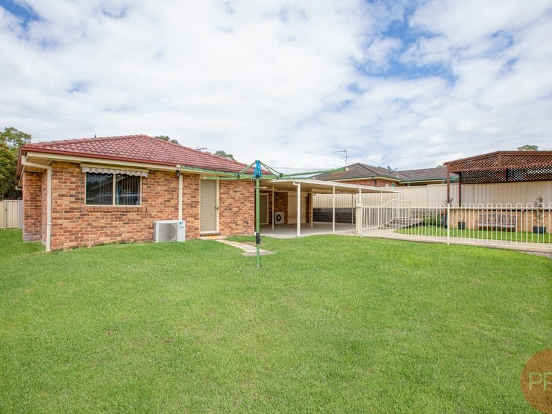 6 Budgeree Drive ABERGLASSLYN 25
