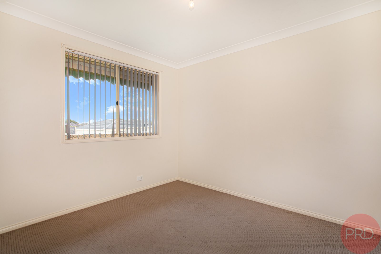 6 Budgeree Drive ABERGLASSLYN 12