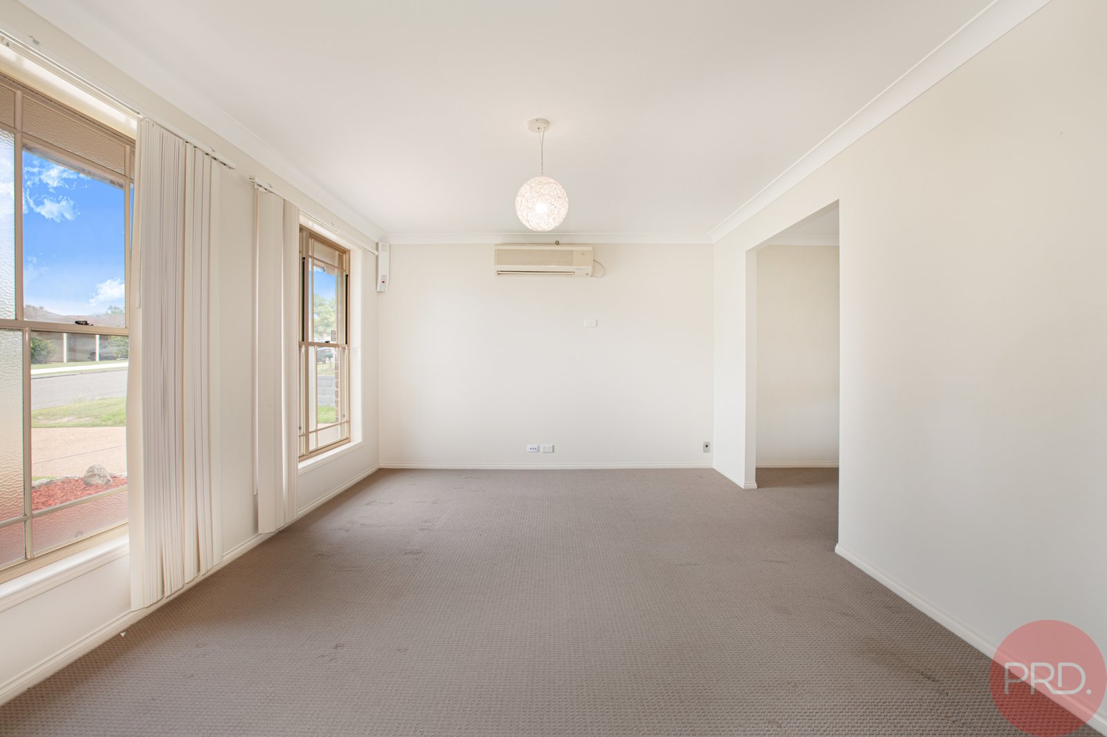 6 Budgeree Drive ABERGLASSLYN 2