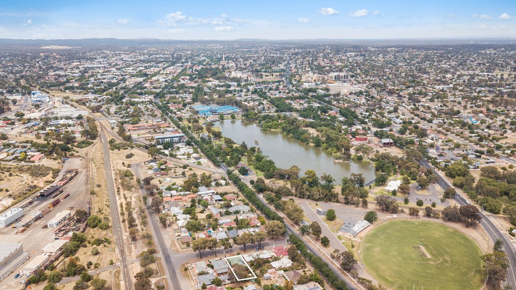 6 Buller Street BENDIGO 12