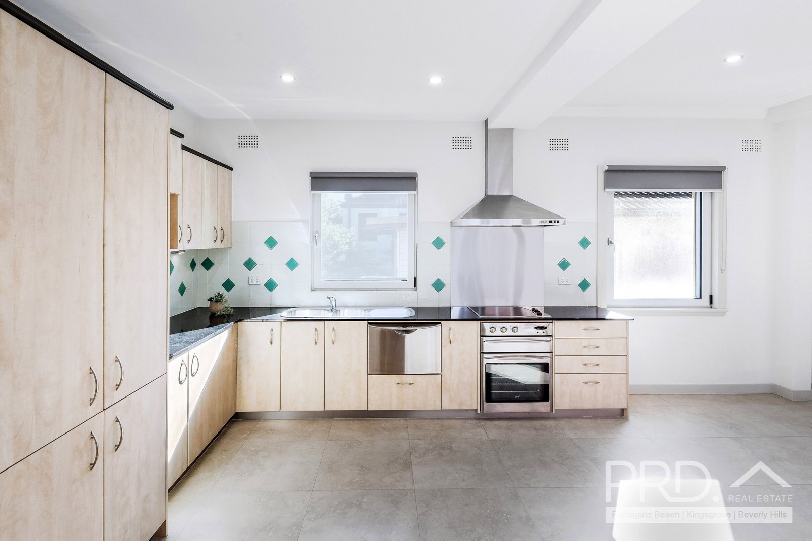 6 Burradoo Road BEVERLY HILLS 3