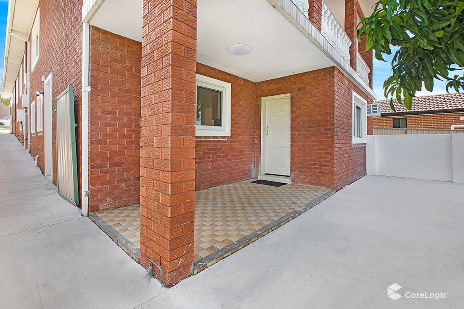 6 Burradoo Road BEVERLY HILLS 8