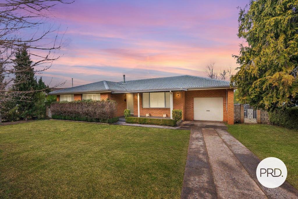 6 Burreburry Crescent ORANGE 1