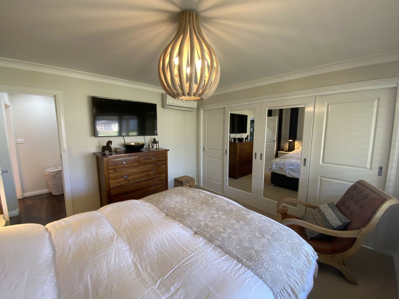 6 Burreburry Crescent ORANGE 11