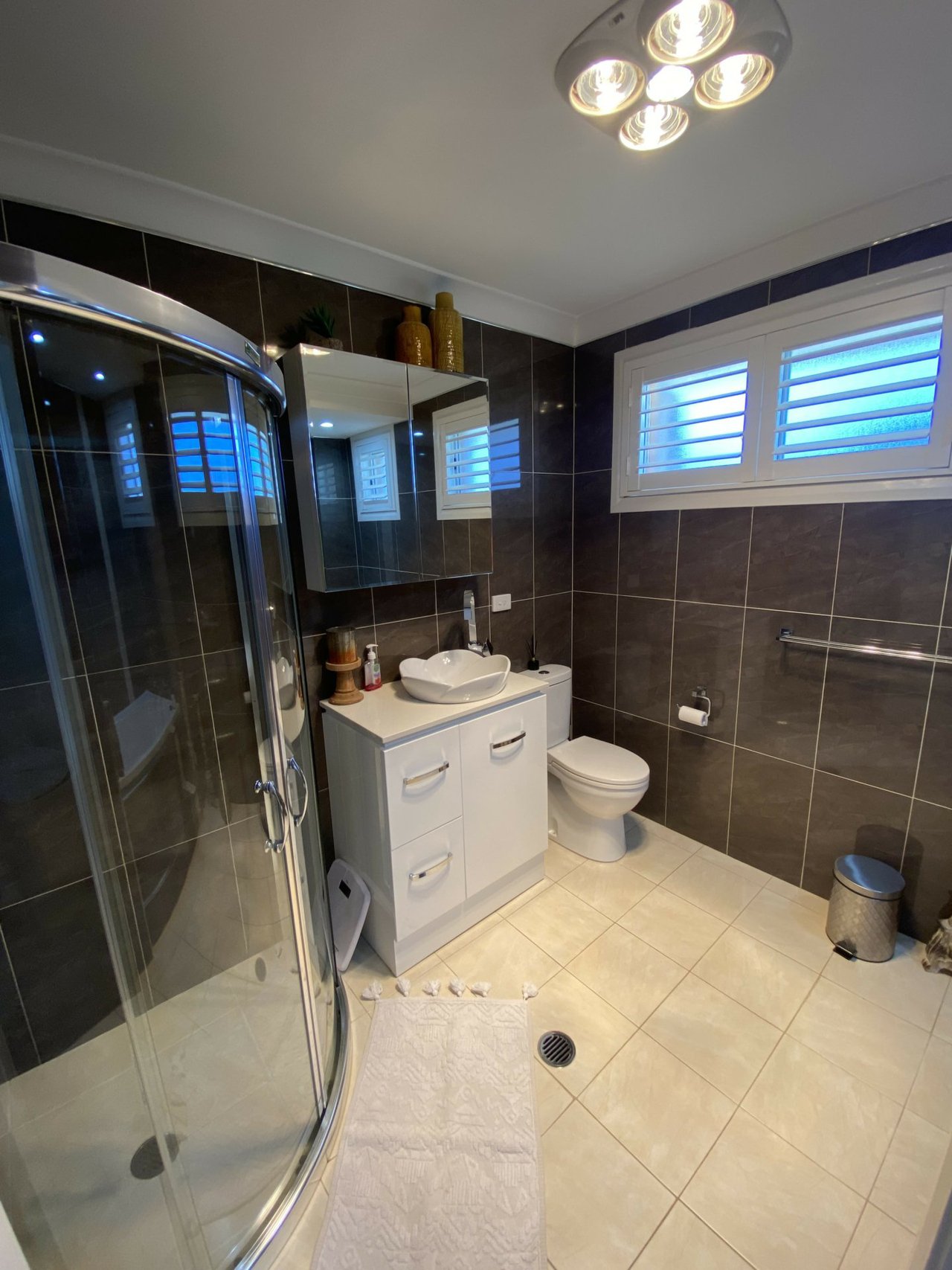 6 Burreburry Crescent ORANGE 12