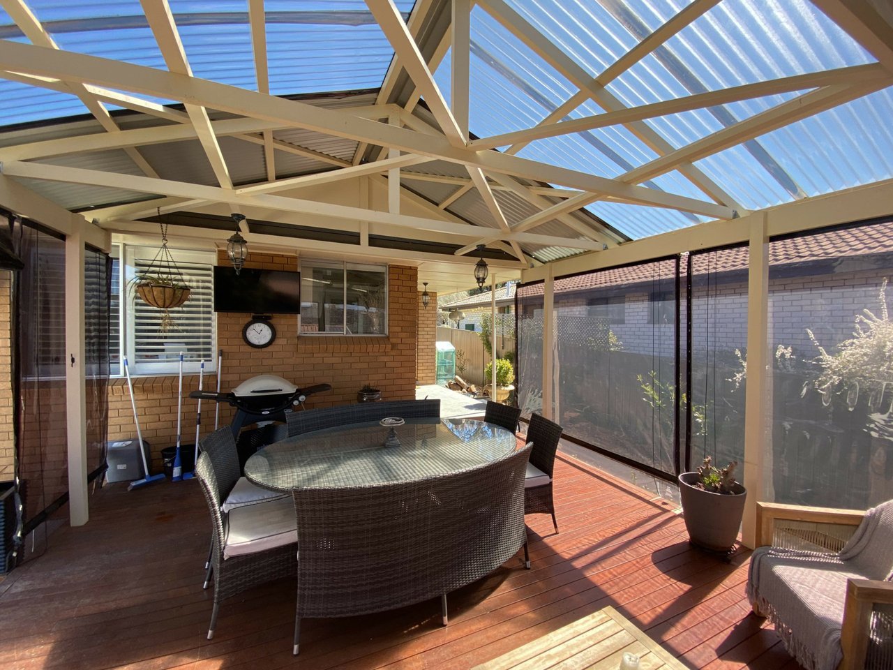 6 Burreburry Crescent ORANGE 16