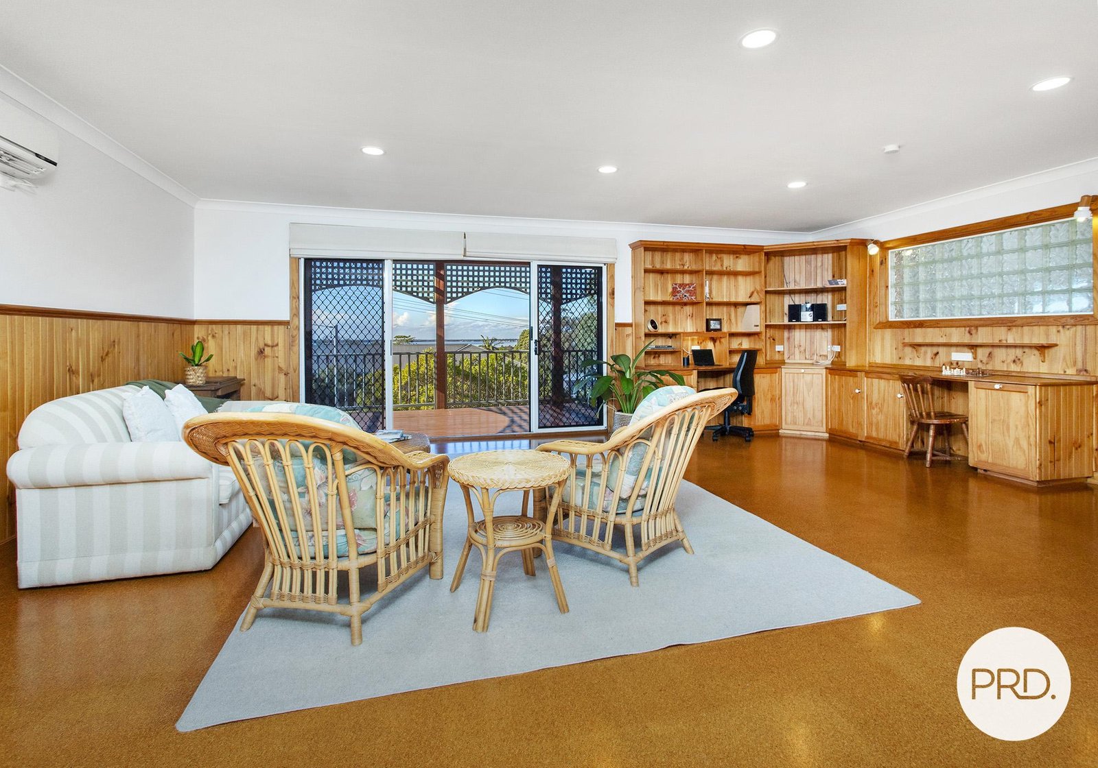 6 Burrows Avenue KANAHOOKA 13
