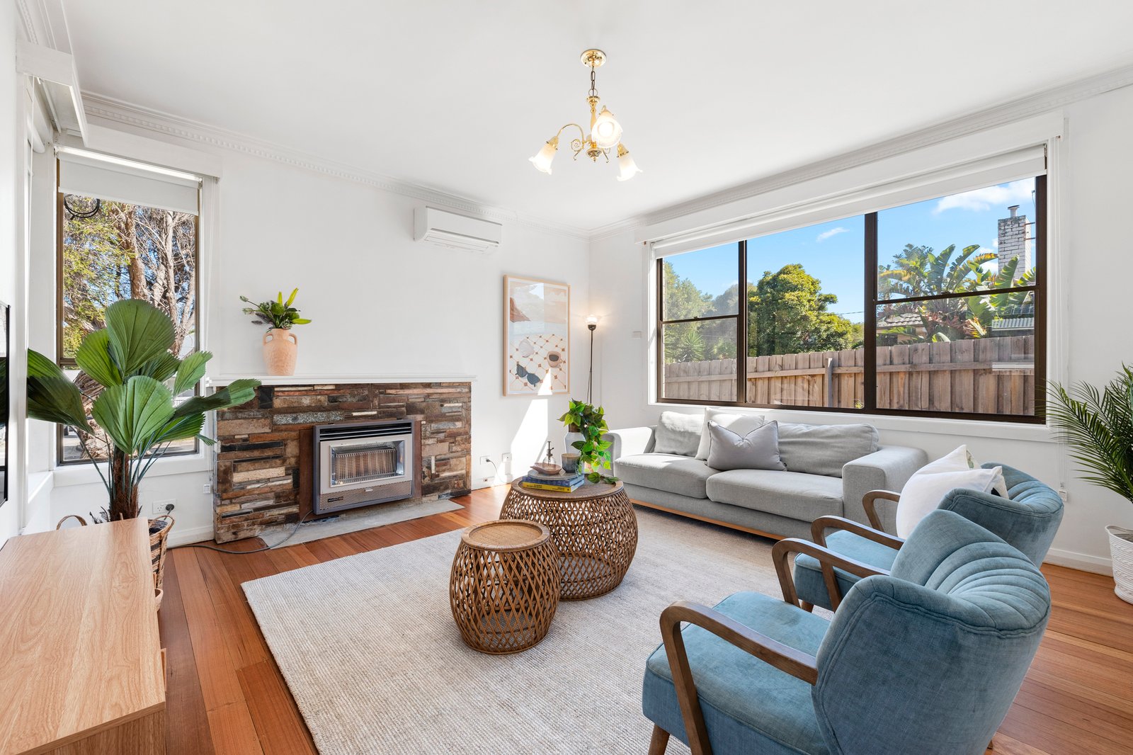 Gallery: 6 Byng Avenue