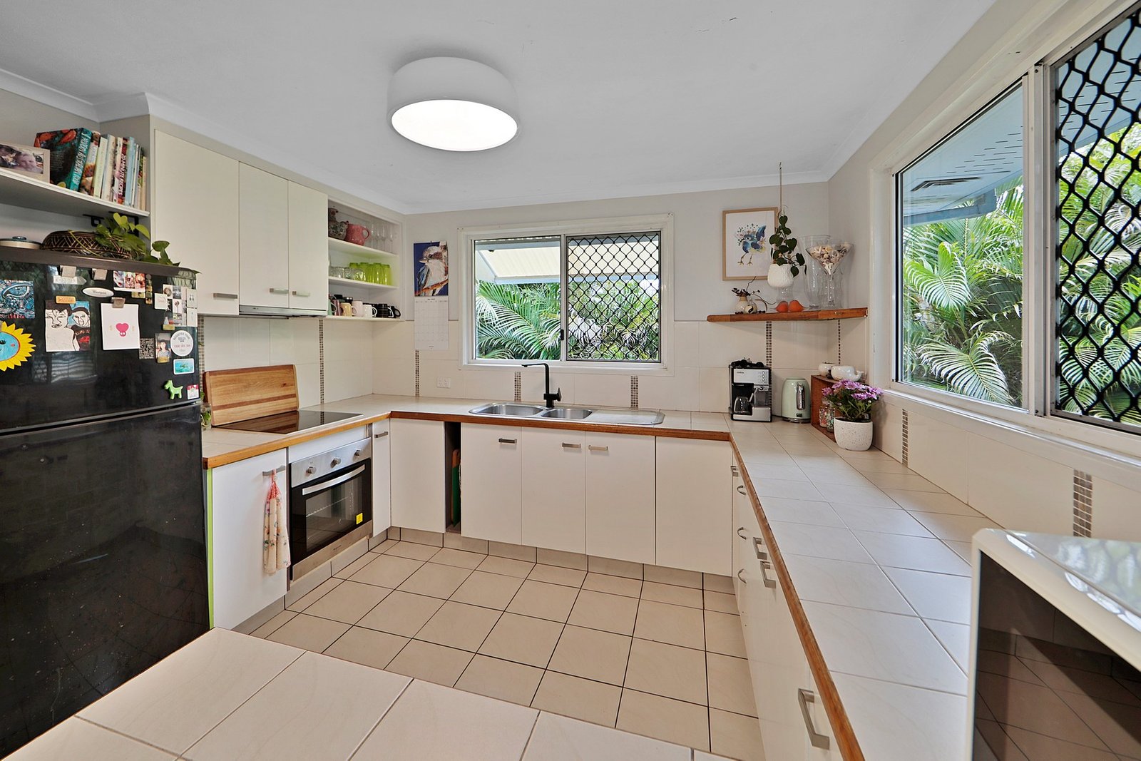 6 Byron Street SCARNESS 16