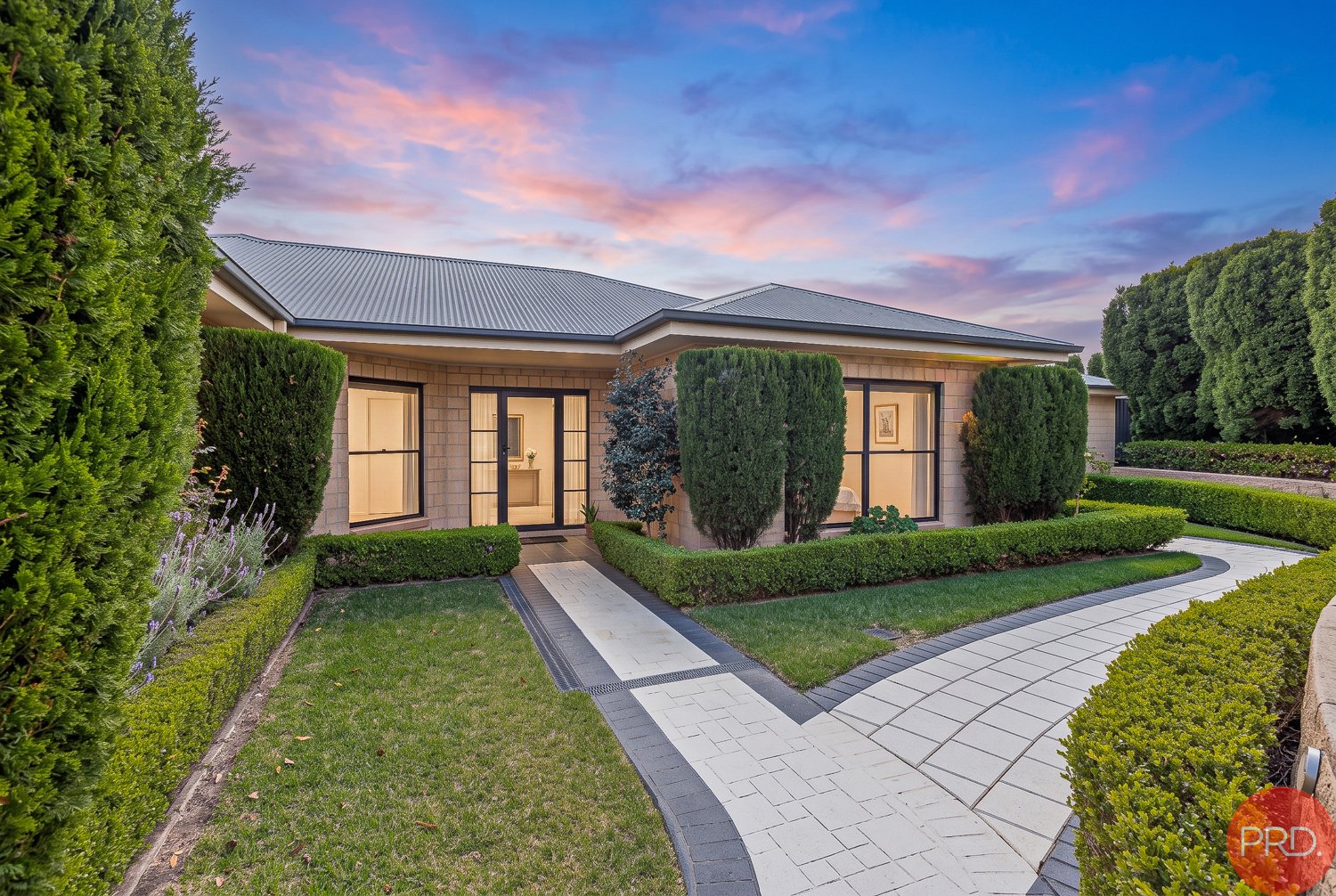 6 Caitlin Close BOLWARRA HEIGHTS 3