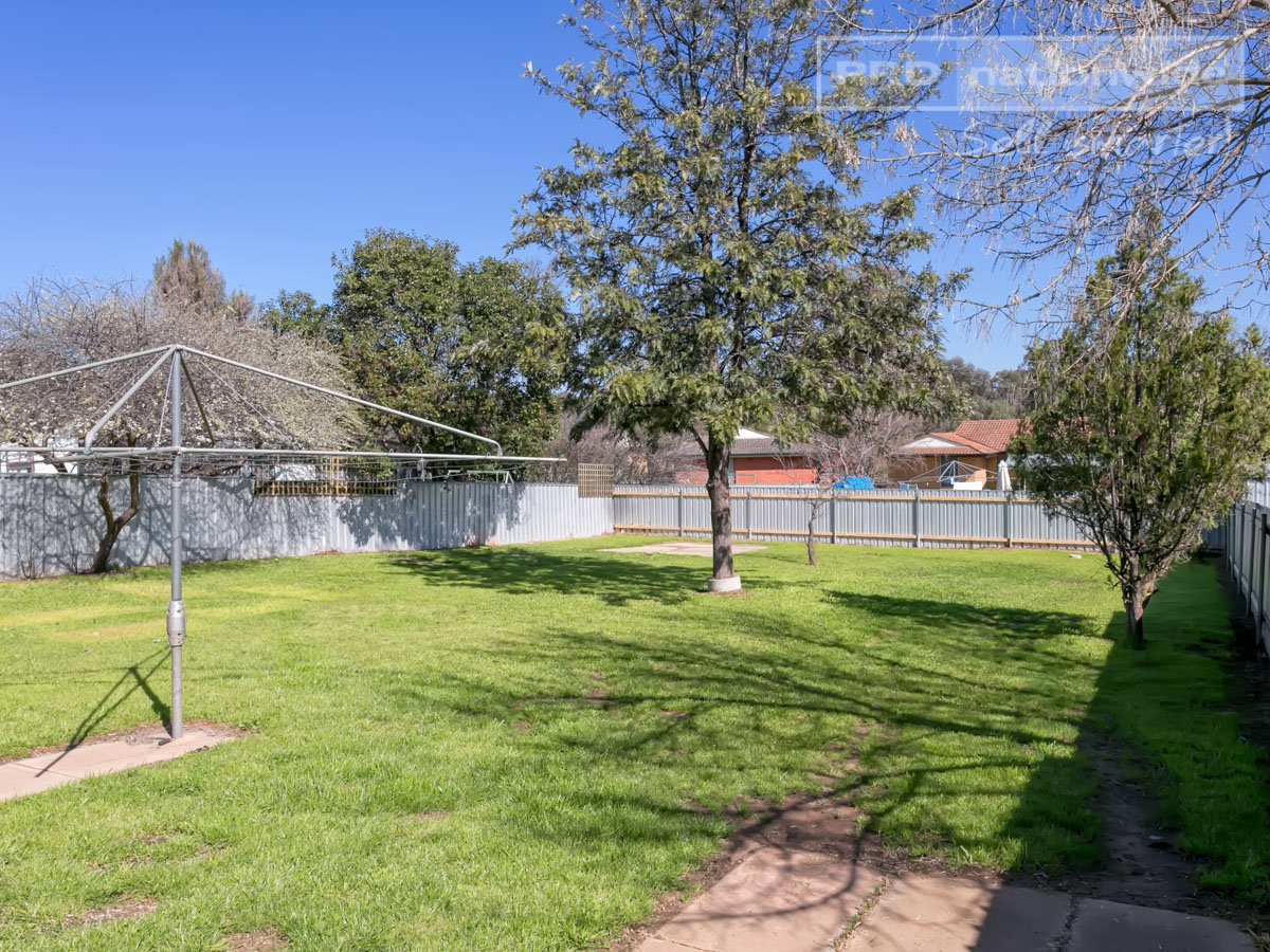 6 Callaghan Street ASHMONT 4
